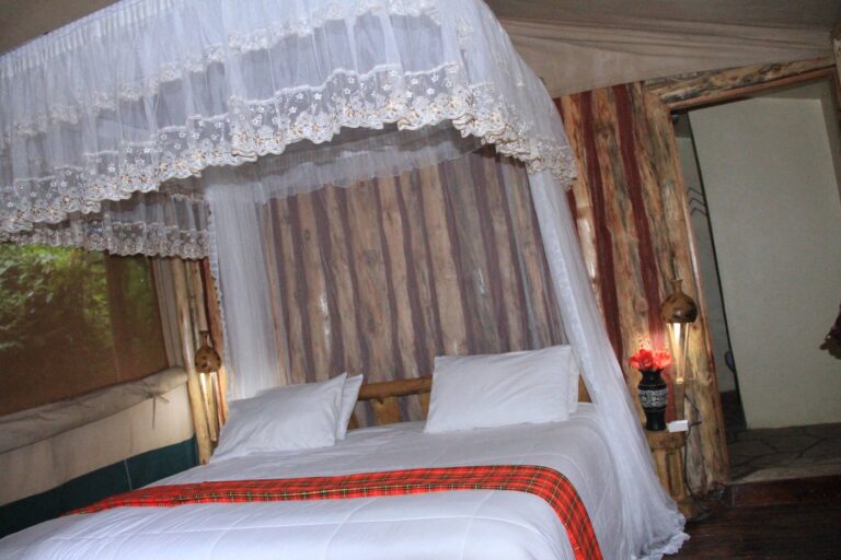 Buhoma Community Rest Camp / Broadbill Forest Camp