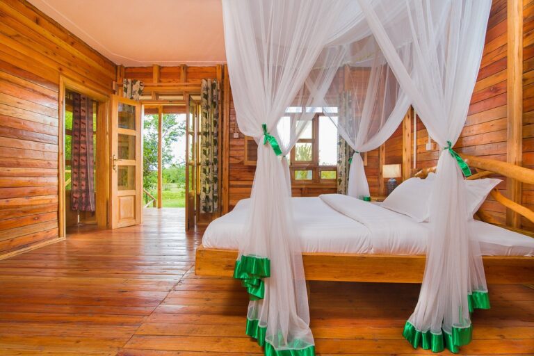 Bush Lodge or Engiri Game Lodge